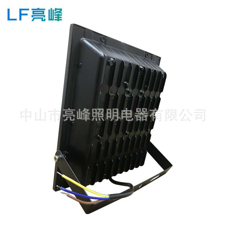 厂家供应LED长寿命投光灯太阳能集成led泛光灯100wled充电投光灯