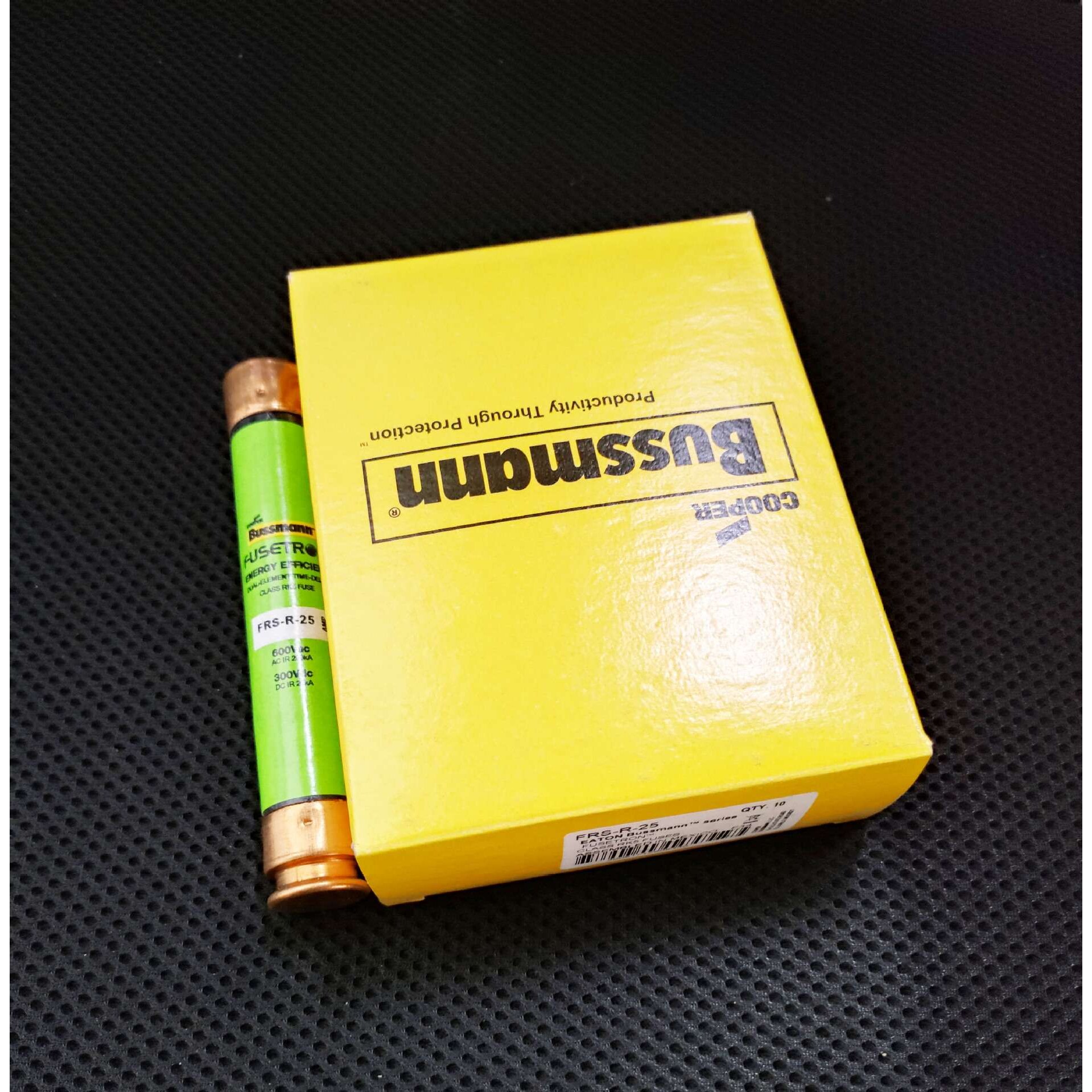 FRS-R-25 管状保险丝 600V 25A 巴斯曼BUSSMANN熔断器