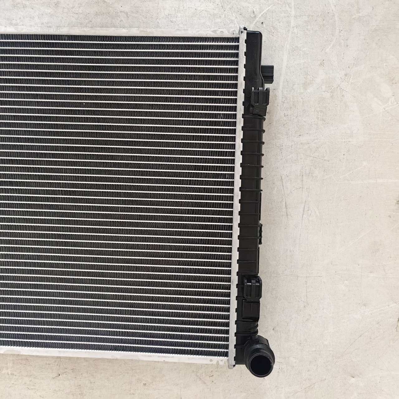 适用大众捷达1.5T发动机散热器出口版5QM121251AB