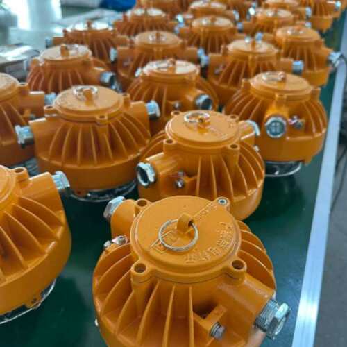 LED防爆泛光灯 油田化工仓库轮船防爆弯杆灯200W/300W