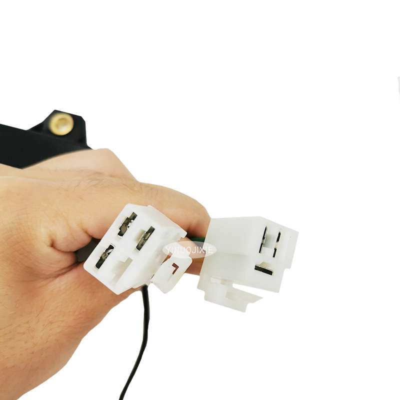 挖掘机配件适用E307时间继电器白色双插24V MM409675 16A11-14001