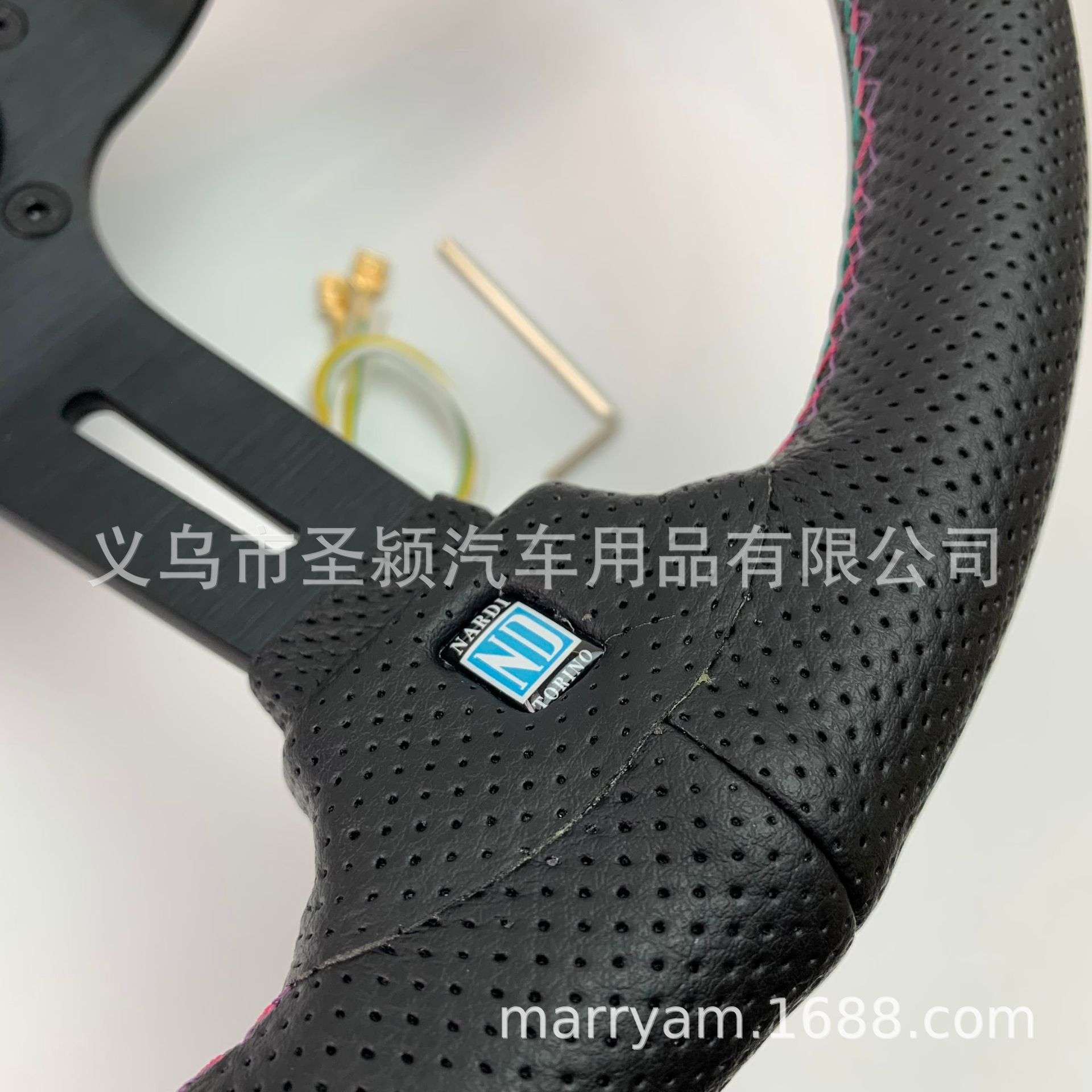 跨境热销汽车改装方向盘14寸HKS中凹条孔皮革方向盘赛车运动转向