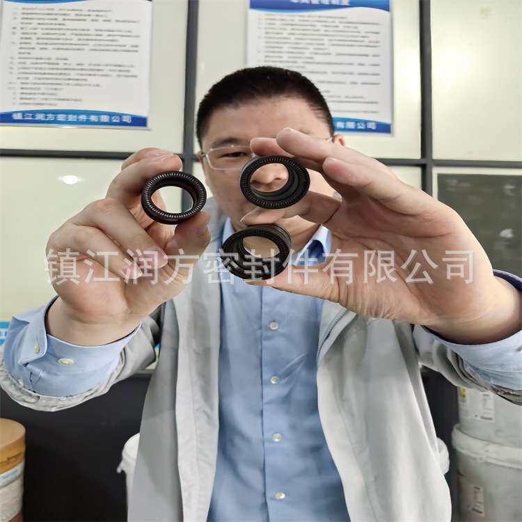 供应PTFE碳纤维活塞环泛塞封 塑料王带弹簧+泛塞封衬套管