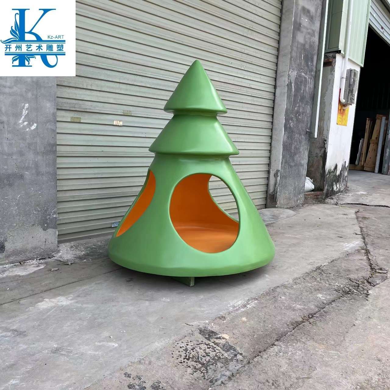 现代玻璃钢太空舱雕塑装置售楼处大型摆件艺术品酒店商场景观工艺