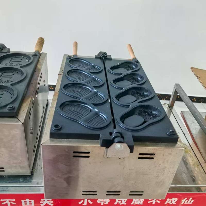 香蕉烧折叠摆摊车烤华夫饼模具机器猫抱串串烧工具设备