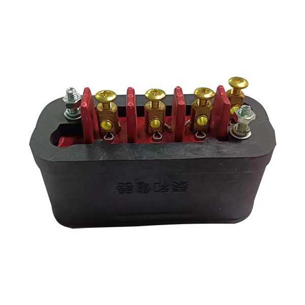 适用于TCM叉车配件，281E2-62461型号叉车电源插接器出售图片