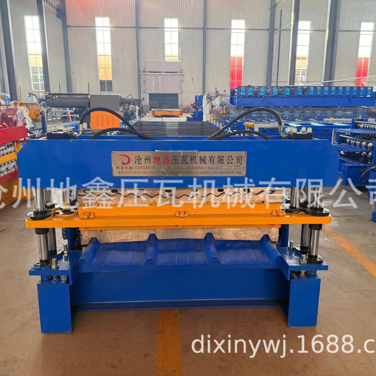 840/900型全自动彩钢压瓦机