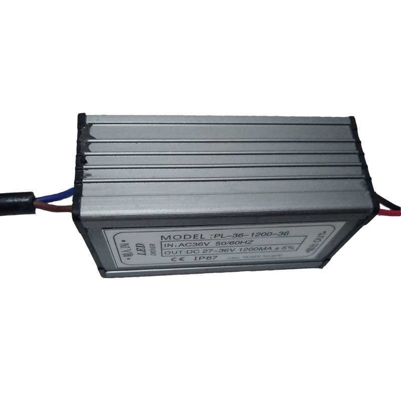 4并10串40W 1.2A 太阳能 投光灯调光 输入dc12v升压 led驱动电源