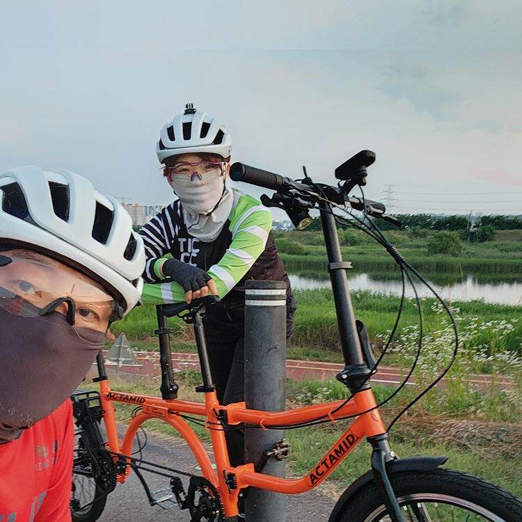 轻便双人折成自行车三四折三人位亲情F978TSJ8侣家叠庭人子单车可