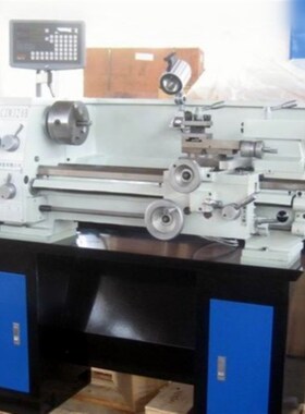 CJM320小型车床p 加工范围广 操作安全性能稳定 质量保证