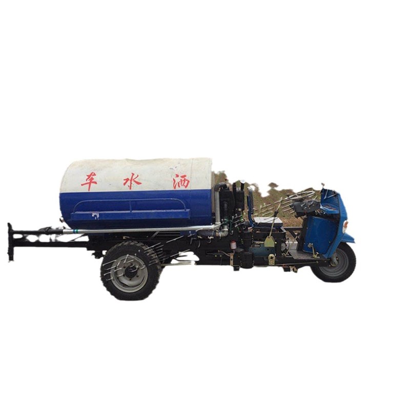小型柴油三轮g洒水车 建筑工地高炮喷水车 自走式草坪绿化浇水车