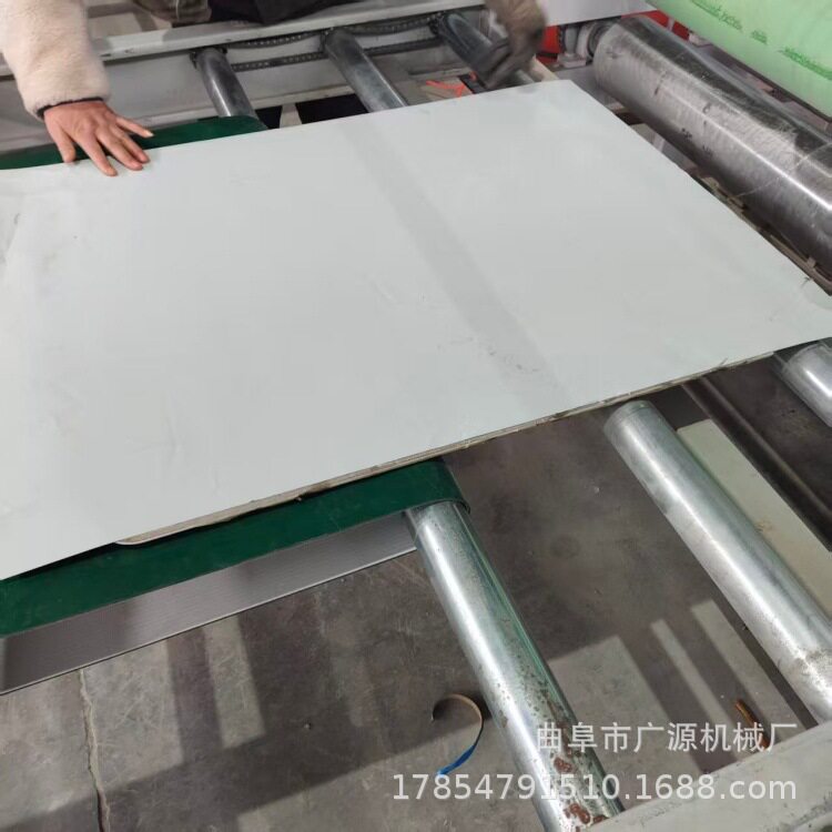 防火布聚酯纤维板贴布机一机多用玻璃纸不干胶背胶机纤维棉贴面机
