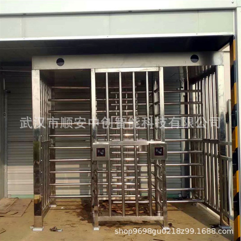 武汉全高闸门禁h管理系统十字转闸人脸识别闸机工人劳务实名制通