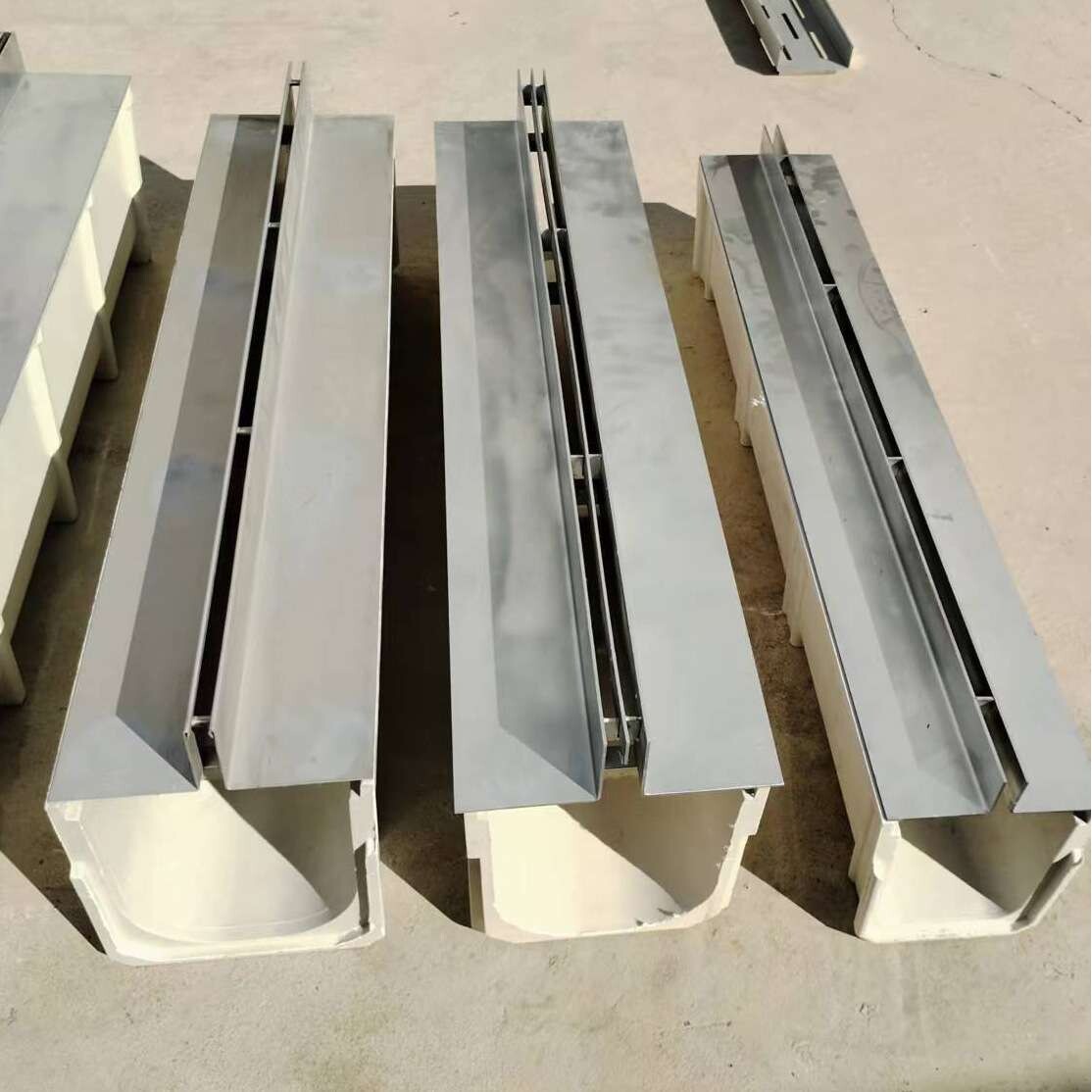 树脂线性排水沟 缝隙式地沟U型成套排水沟 树脂混凝土一体排水沟