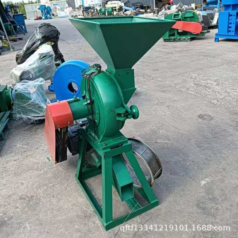 10马力柴油版玉米磨粉机 干辣椒调料粉碎机 铸铁磨头齿盘式粉碎机