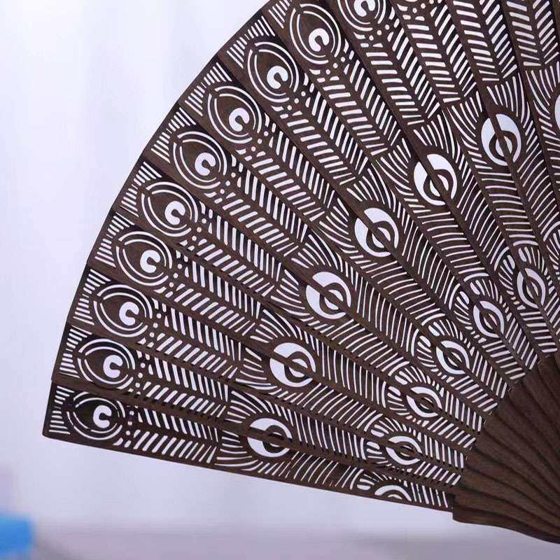 金丝楠木孔雀羽翎扇子阴沉木质古风镂空工艺折扇摆件