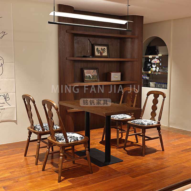 中古风咖啡店桌椅组合西餐厅烘焙店商用餐饮桌子椅子整套餐厅桌椅