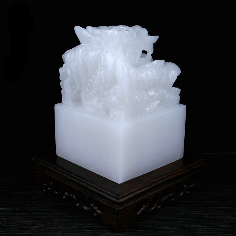篆刻印章定作阿富汗白玉盘龙玉玺石头摆件姓名书法藏书章个人