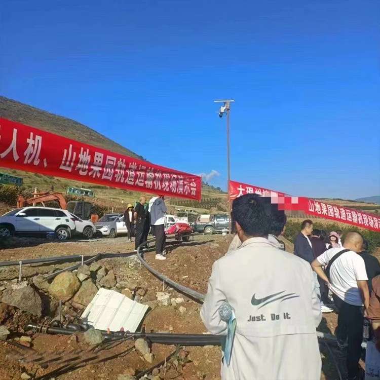 山地单轨果园运输车爬坡汽油农用爬山自走式轨道运输机输送机