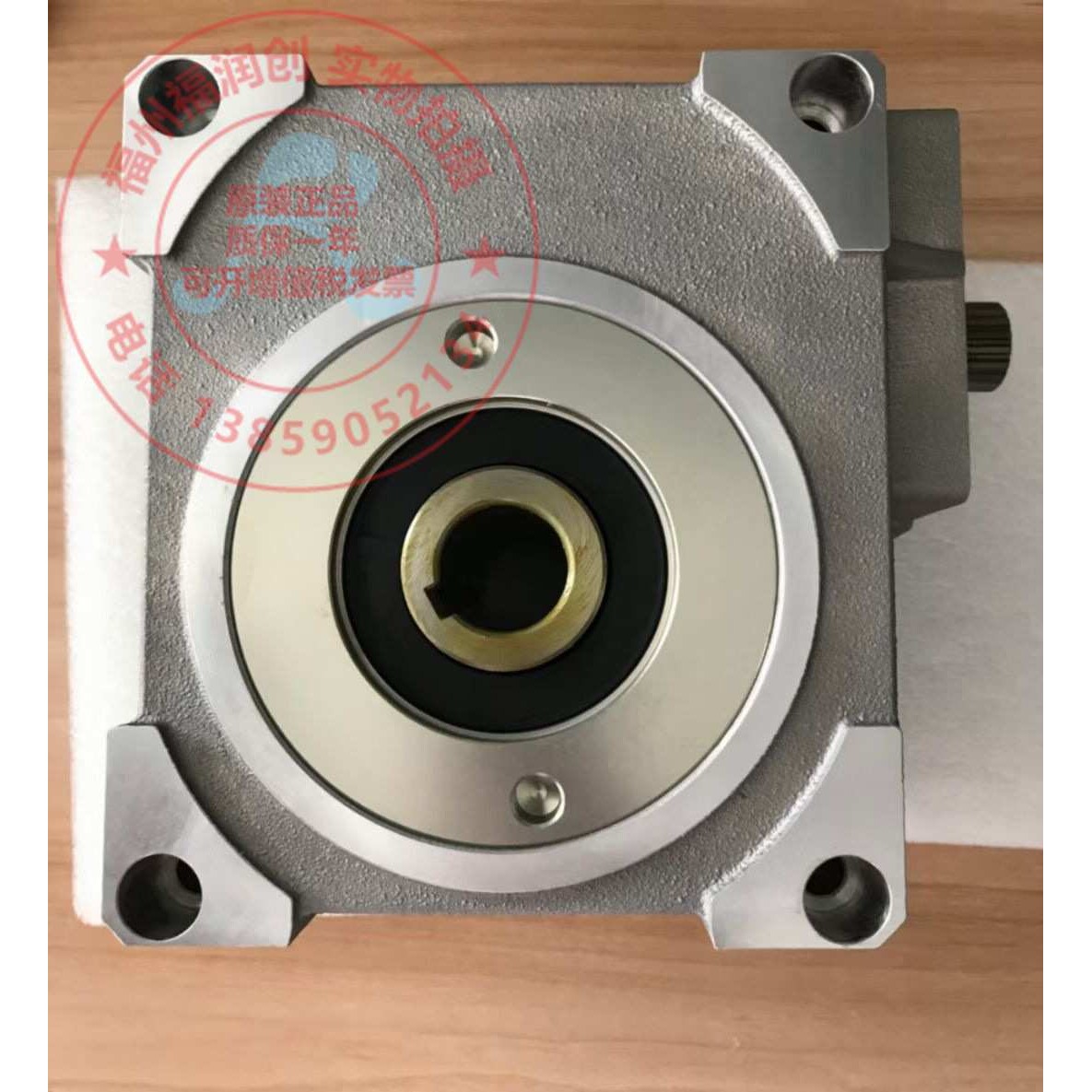 Harmonic Drive 哈默纳科谐波减速机应用80公斤6轴关节机器人