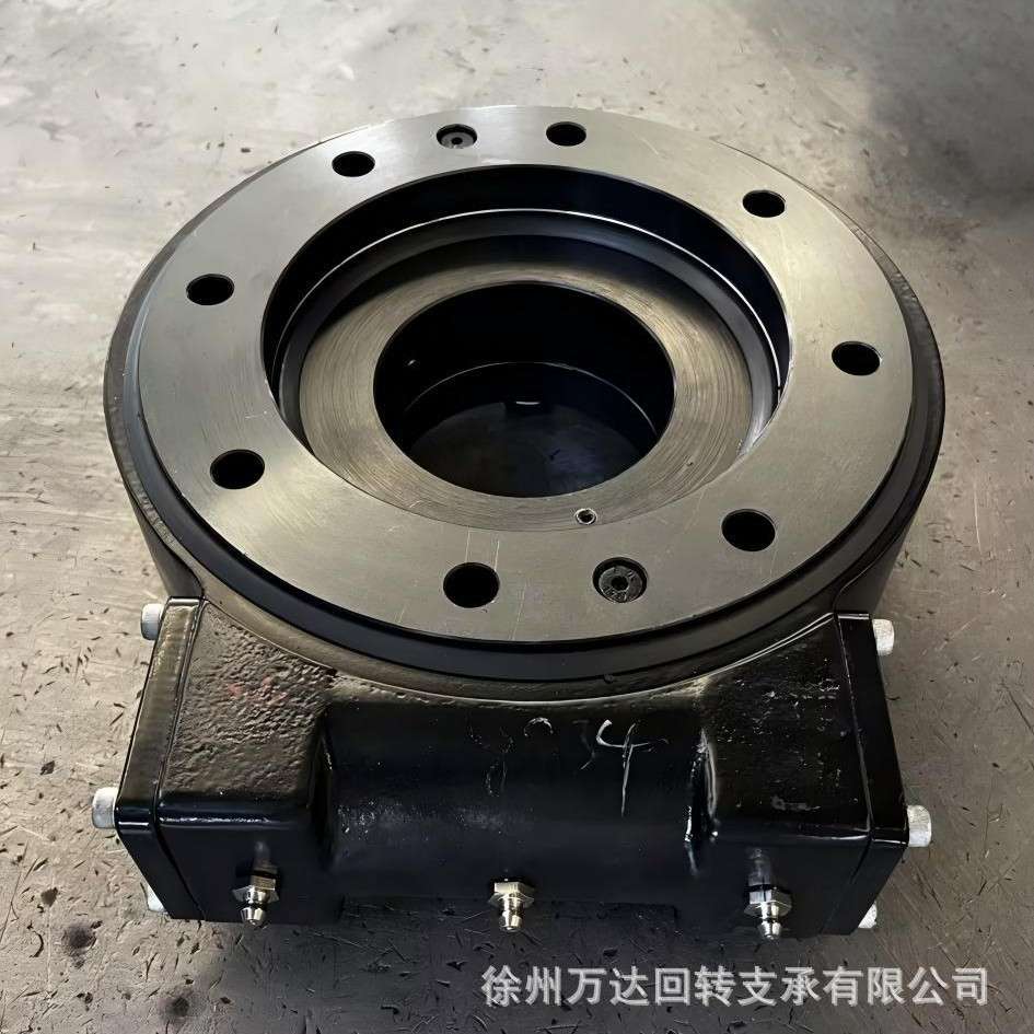 厂家供应蜗轮蜗杆减速机回转驱动 轴承 高空作业车WEB7-47-BH-R