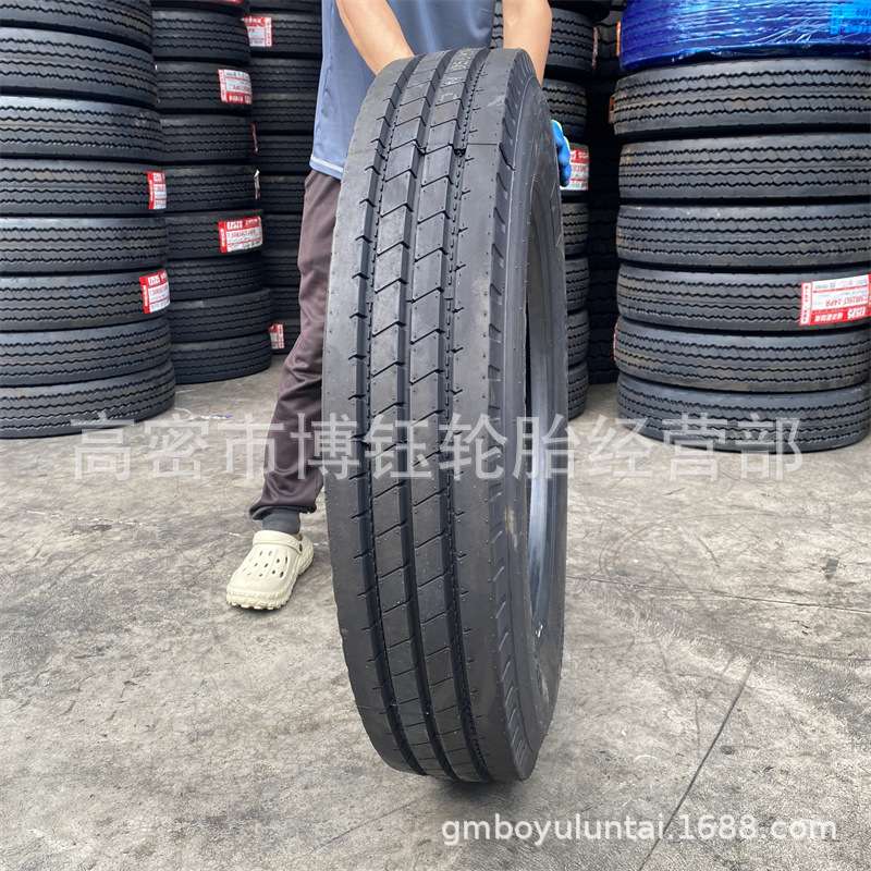 供应朝阳8R22.5 9R22.5 CR950花 全钢丝真空卡客车 校车货车轮胎