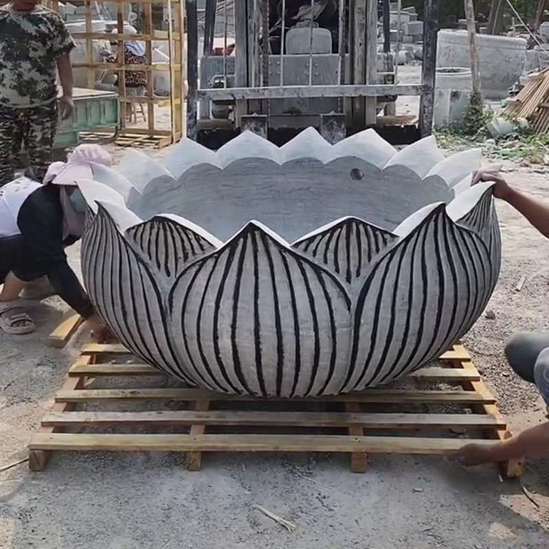 石雕青石鱼缸圆形汉白玉莲花盆养鱼池石盆庭院青石荷花缸户外装饰