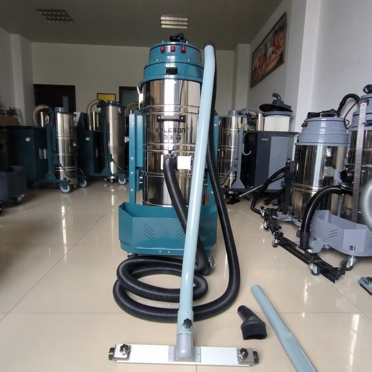 克莱森干湿两用工业吸尘器
