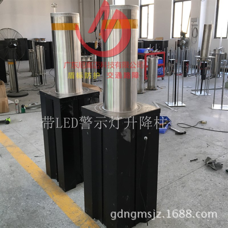 不锈钢带灯手动升降柱 气弹簧半自动升降防护柱 公园防护不锈钢柱