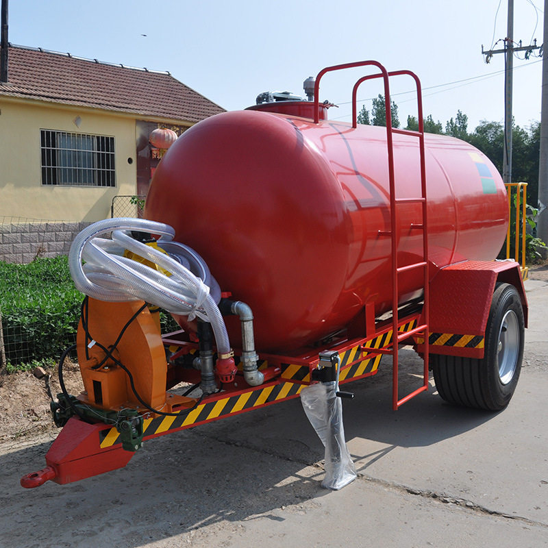 5吨红色高压园林浇灌工具车