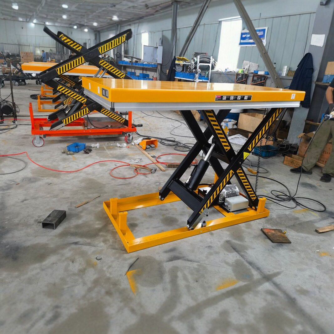 固定剪叉式液压升降平台仓库厂房货物高空作业 小型升降台平台