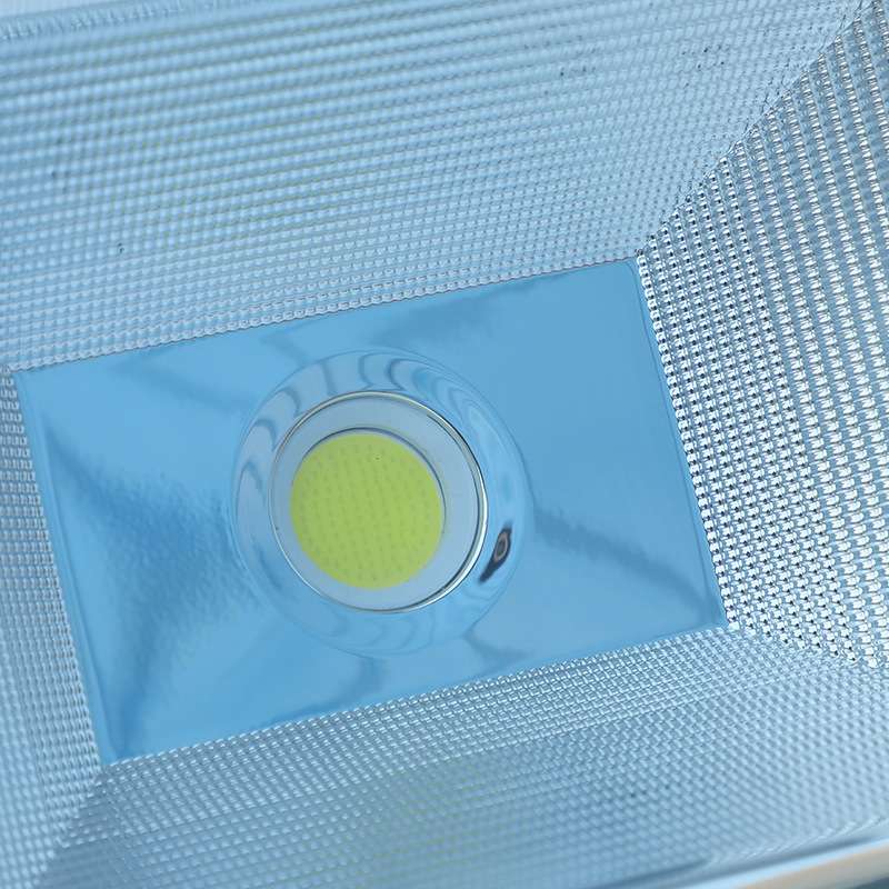 新款LED投光灯户外50W100W公园广场室外道路投射灯工业照明投光灯