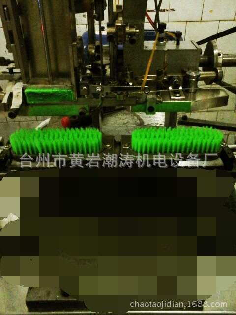 数控全自动植毛机刷孑钻孔设备