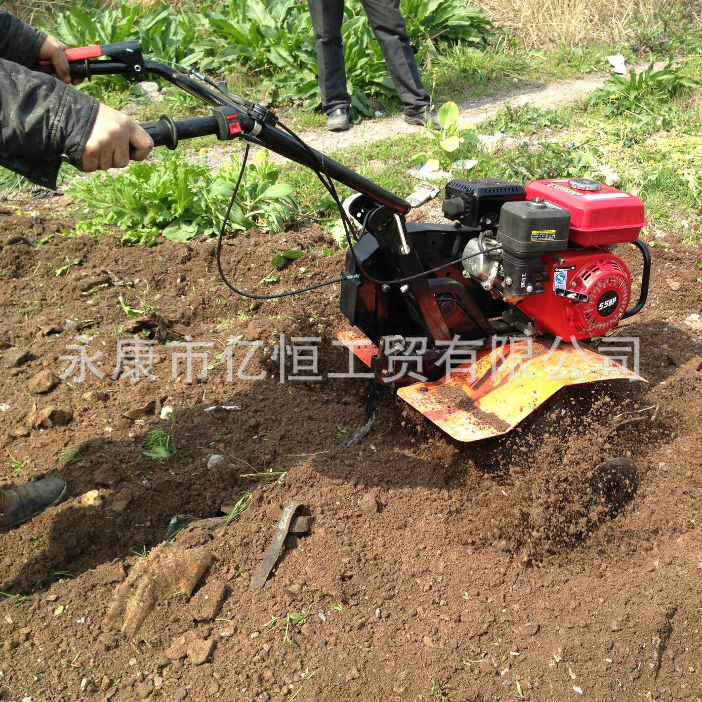 柴油园林松土机旋耕机 多功能旋耕松土机 小型汽油拖拉机式松土机
