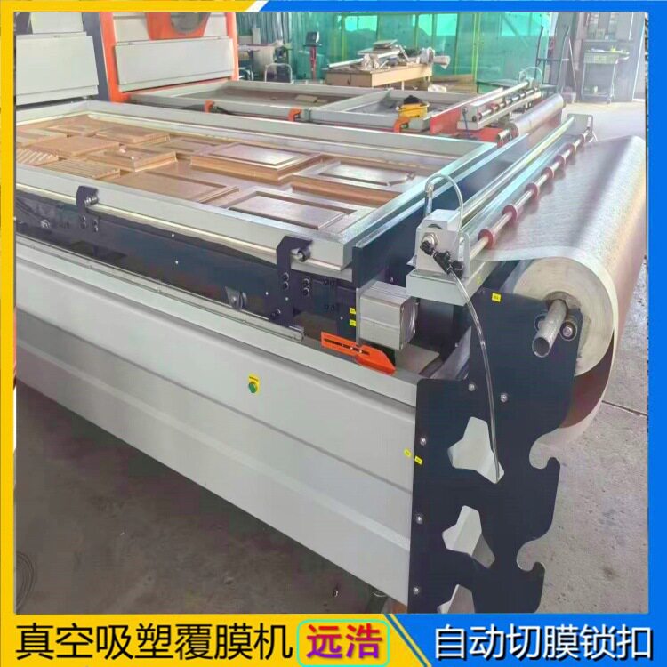 pvc橱柜门吸皮机 异型铝材真空覆膜机 大小工作仓免漆门吸塑机