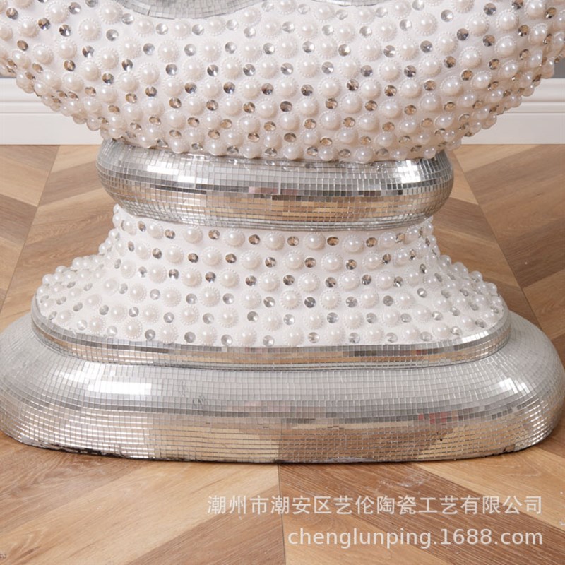 简约玻璃钢装饰品摆件贴珠碎玻璃干花插花花器客厅心形艺术花瓶