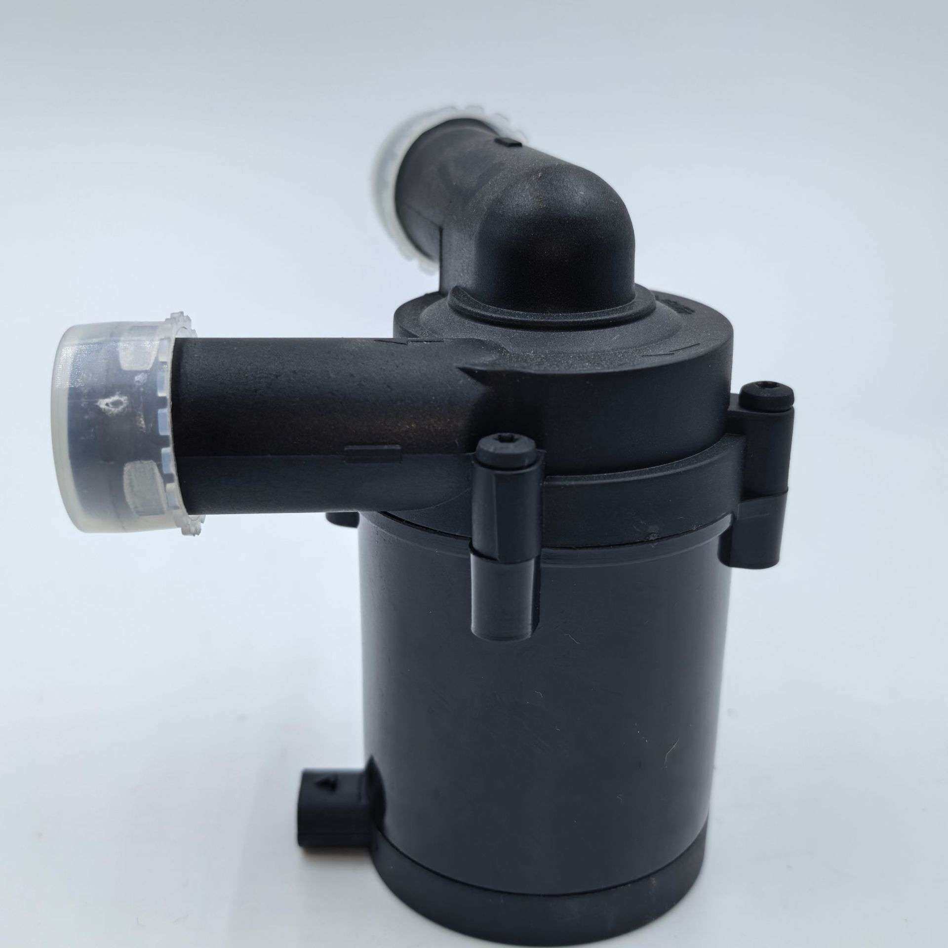 汽车冷却水泵JEX000030 适用路虎 2004-2013汽车配件散水泵