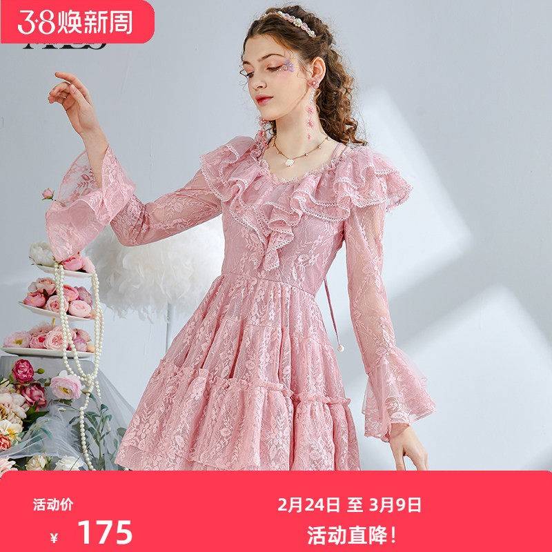艾丽丝2026秋季新款仙气粉色刺绣短款公主裙甜美喇叭袖V领连衣裙