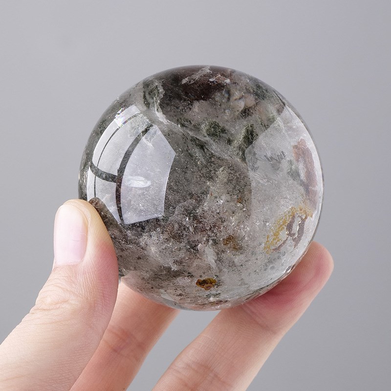 天然绿幽灵水晶球摆件 水晶原石打磨居家办公球摆件发 厂家