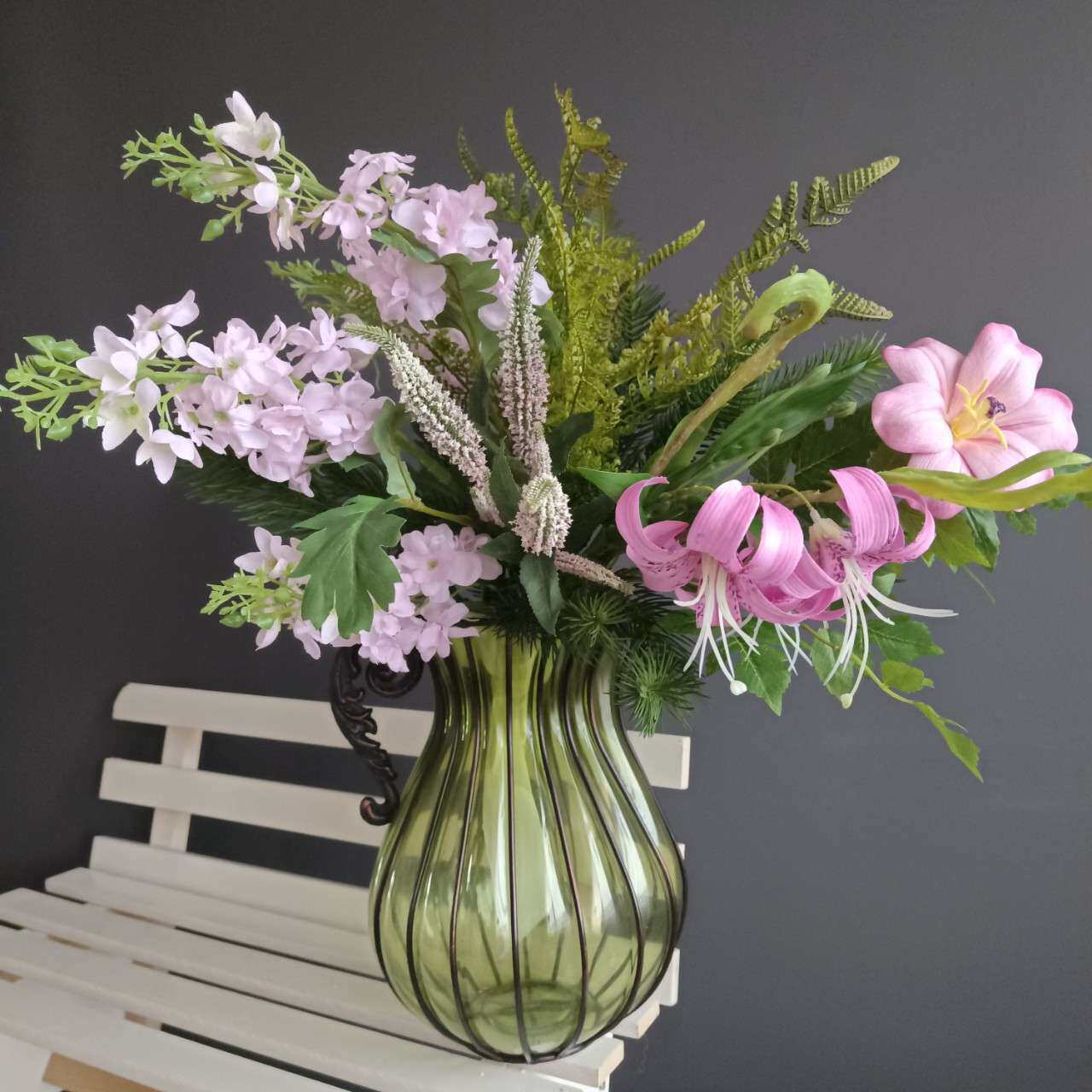 仿真花百合花束手捧花 跨境货源家居样板间婚庆设计装饰假花