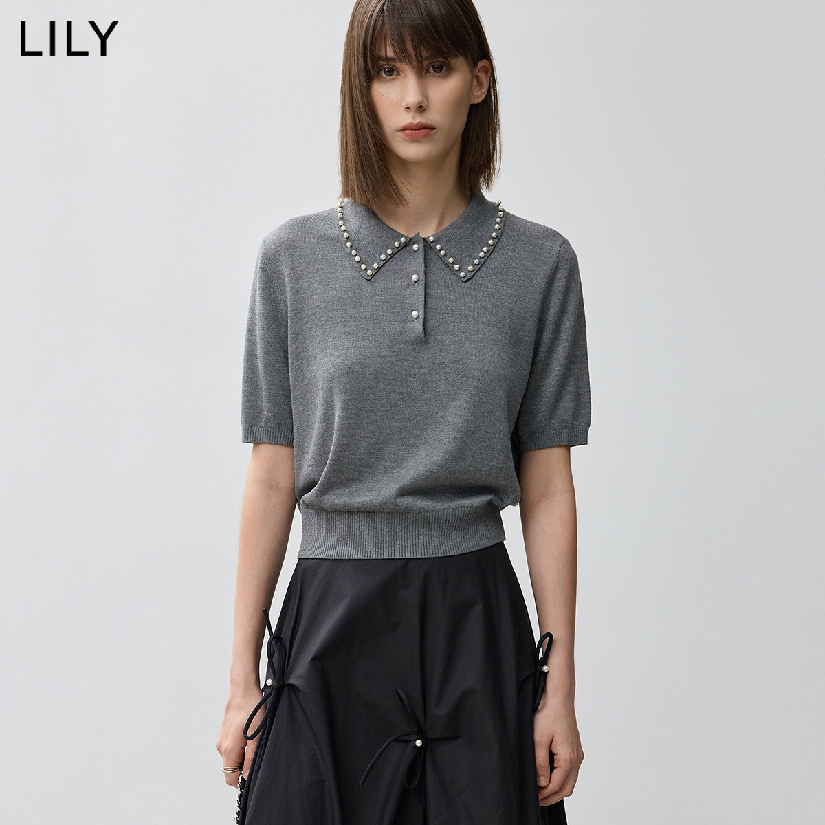 LILY2026春新款格雷系芭蕾风珍珠POLO领气质通勤短袖针织衫女毛衣