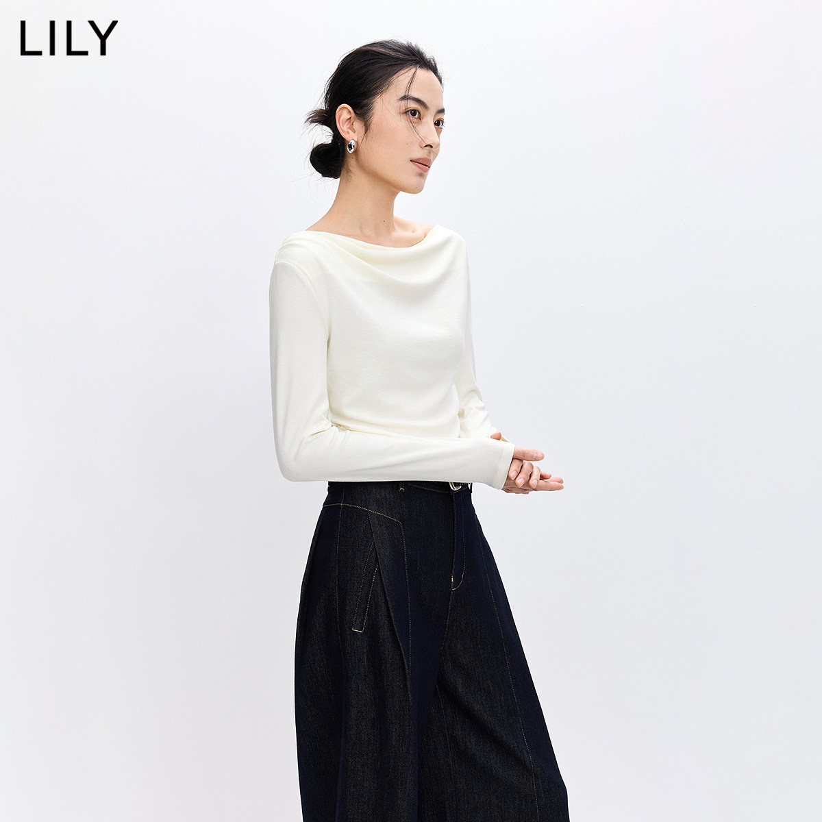 LILY2026春新款女装含莱赛尔醋酸羊毛荡领一字领气质通勤长袖T恤