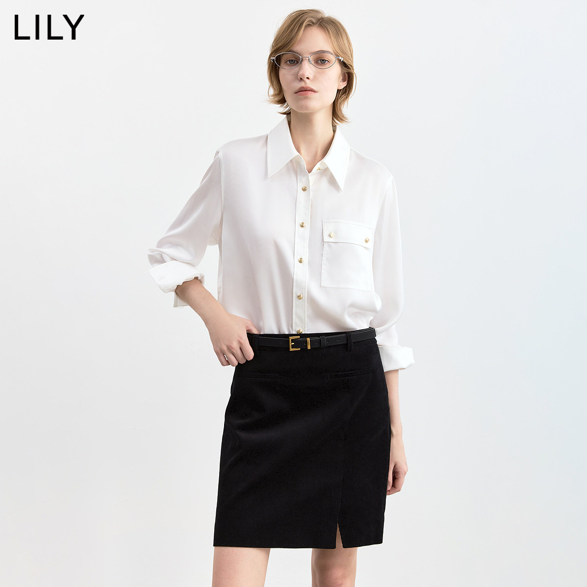 LILY2026冬新款女装简约翻领轻商务正肩休闲通勤纯色长袖衬衫上衣