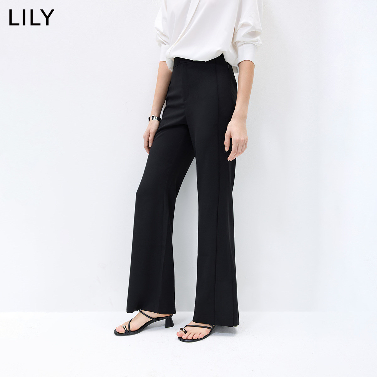 LILY2026秋新款复古开叉修身窄版显瘦百搭通勤黑色微喇裤休闲裤女