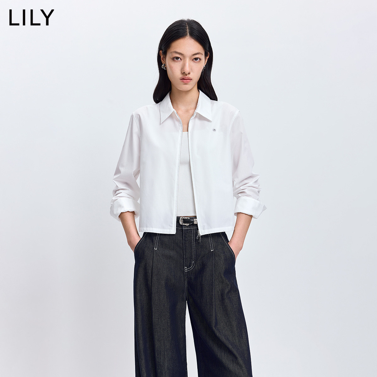 LILY2026春新款简约翻领拉链正肩休闲通勤白色长袖衬衫外套女短款