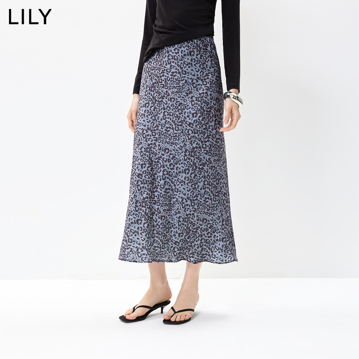 LILY2026秋新款女装复古豹纹显瘦气质休闲通勤深色小A字半身裙