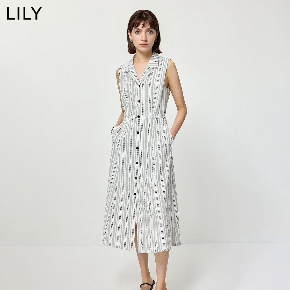 LILY2026夏新款老钱风松弛感古巴领条纹休闲白色无袖背心连衣裙女