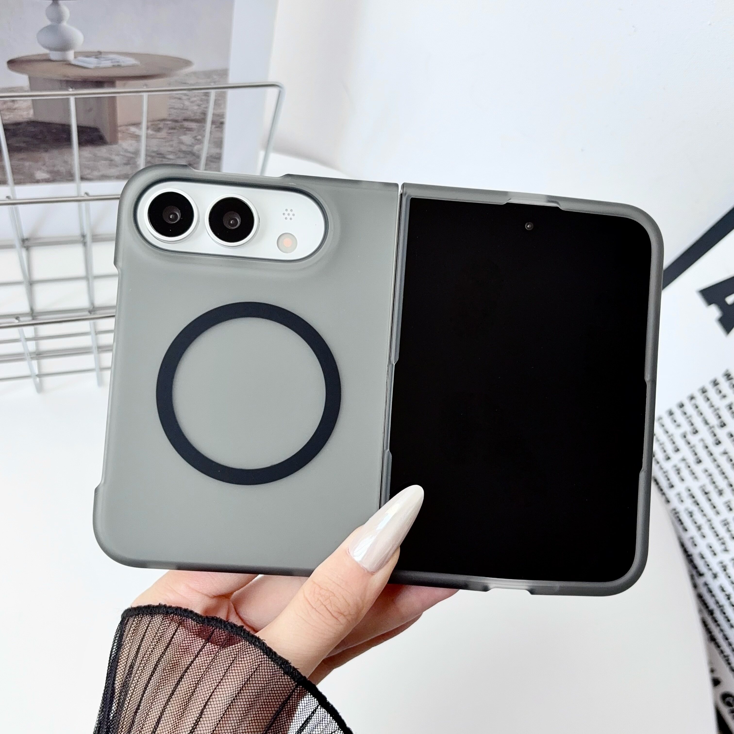 适用iPhoneultra手机壳新款苹果fold保护套磨砂半透明磁吸ultra超薄防摔中轴铰链全包高级感简约男女折叠屏兴