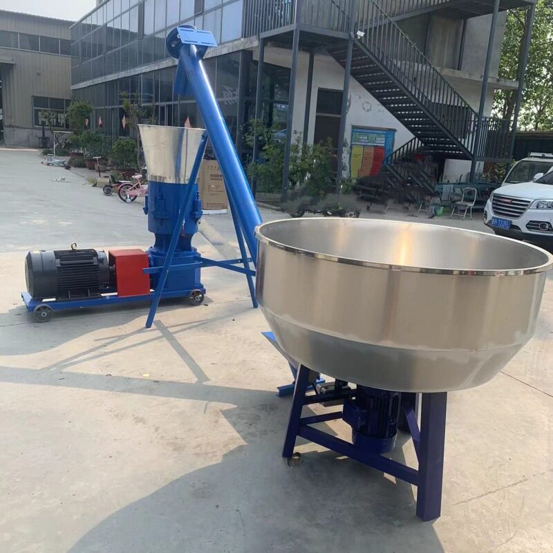 牛羊草饲料颗粒机养殖场玉米草粉混合制粒机苜蓿草秸秆压粒机