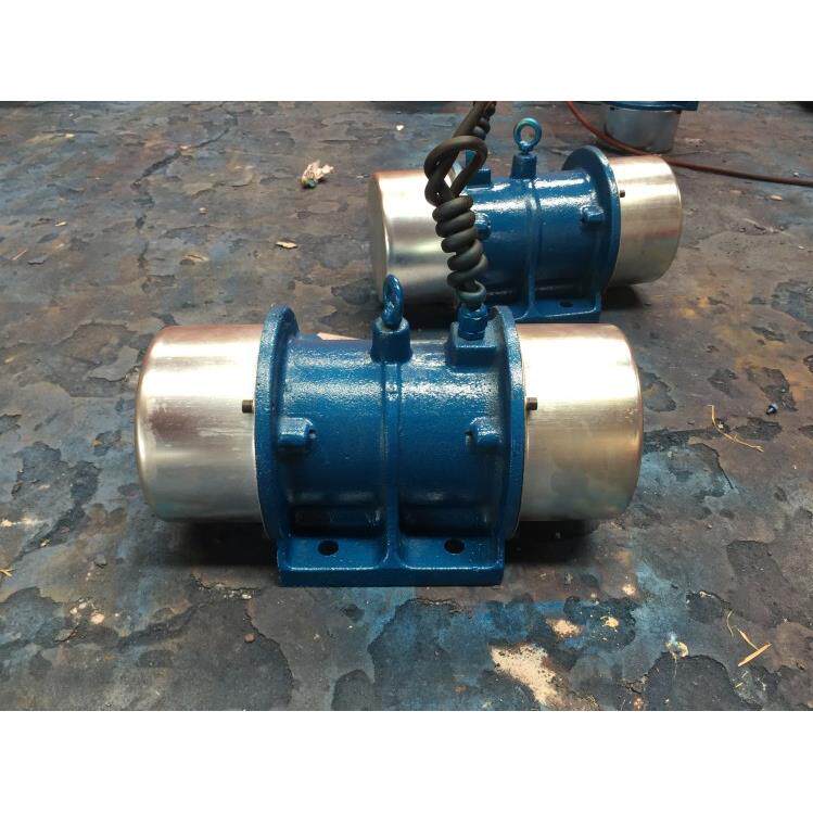 XVM-A-8-2振动电机 380V 0.75KW XVM卧式三相异步震动电机